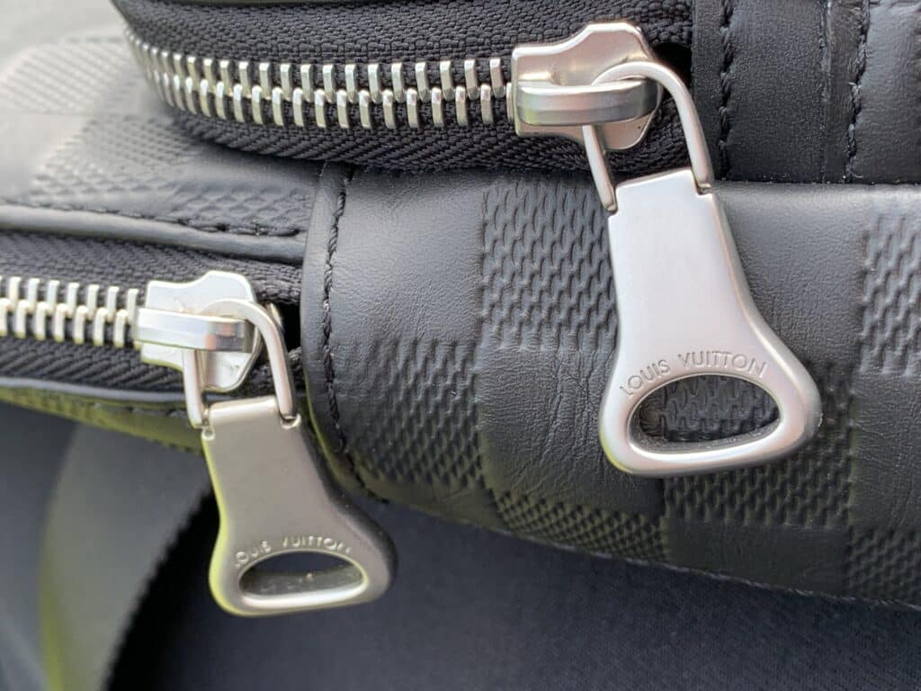Louis Vuitton Black Leather Damier Infini Avenue Sling Bag 48lk54 –  Bagriculture