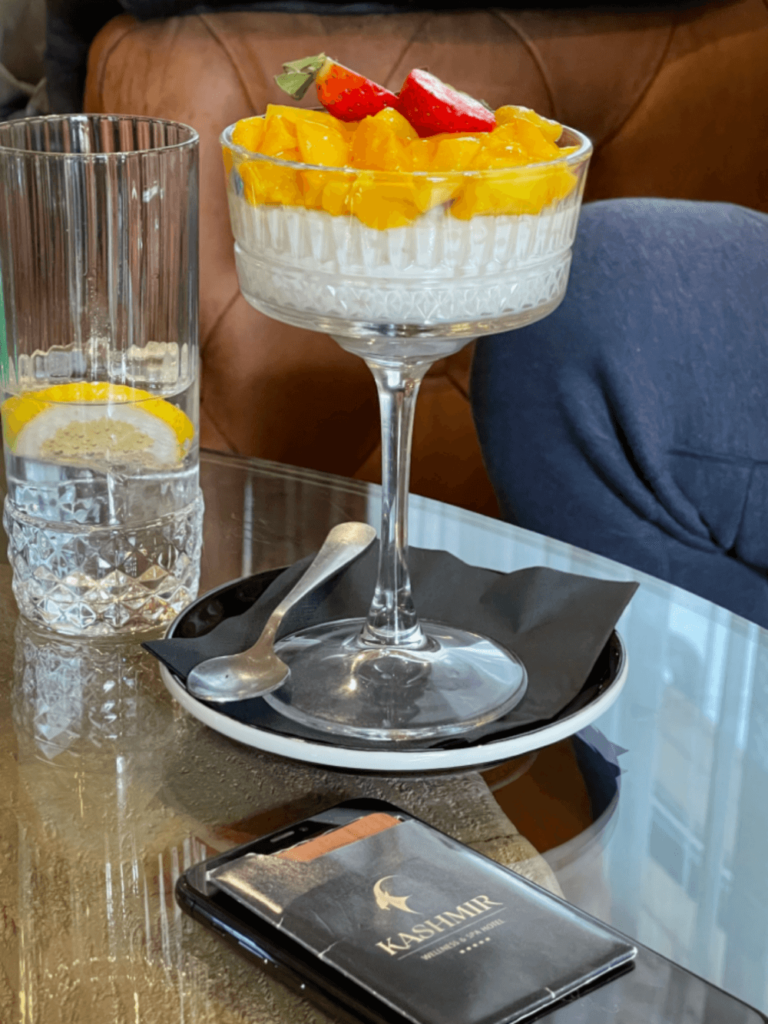 Kashmi hotel combines healthy options