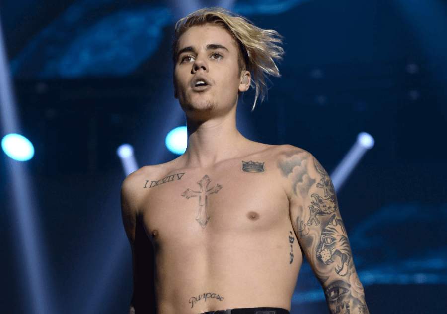 iconic shirtless moments