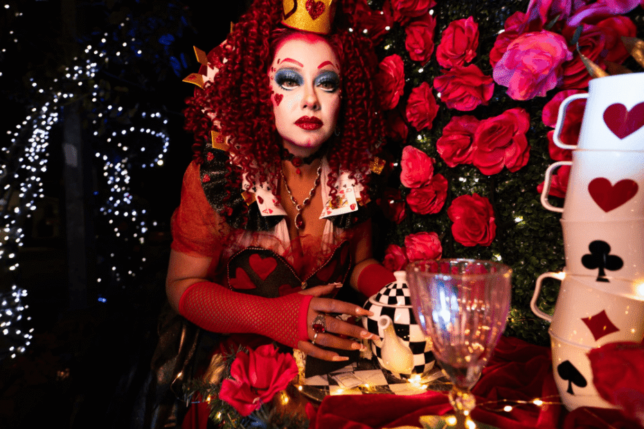 queen of hearts costume descendants
