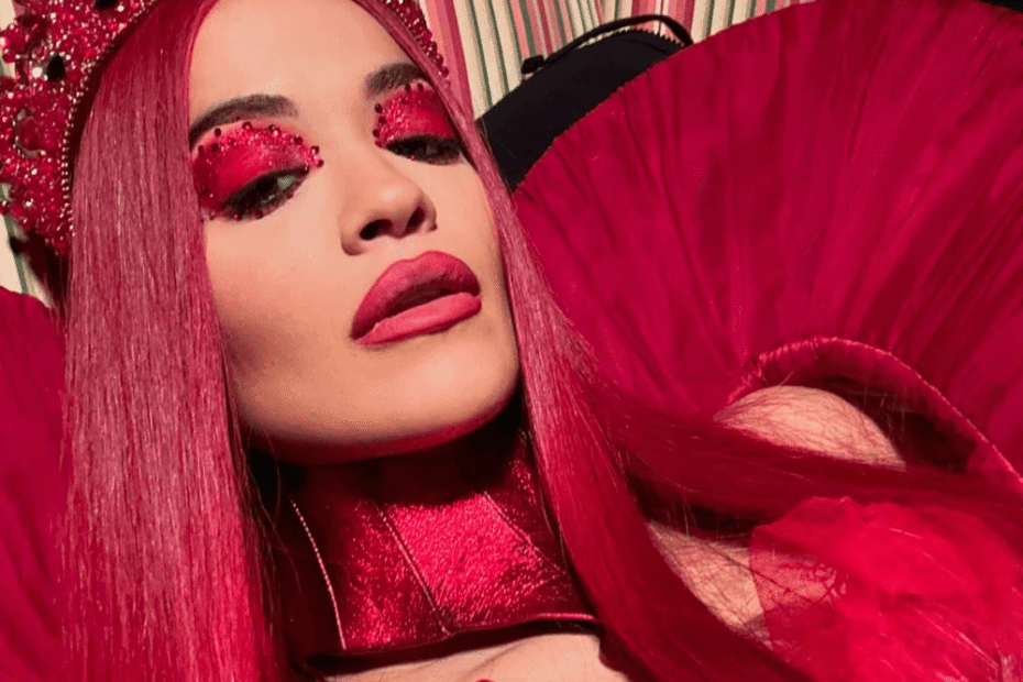 rita-ora-queen-of-hearts-costume